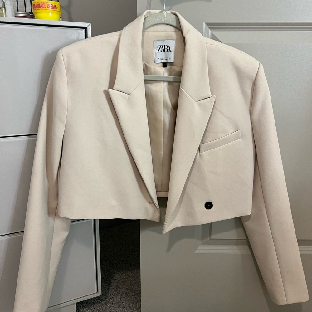 Zara Cream Cropped Blazer